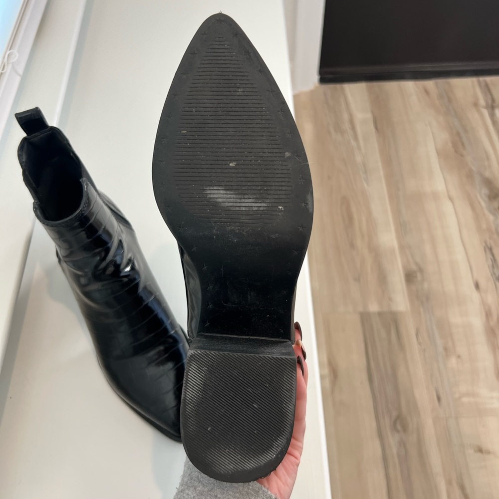 Steve Madden booties - Picture 4 of 14